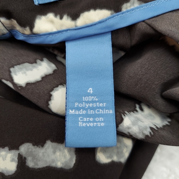 Women's simply vera, Vera Wang size 4 pleated skirt. Silky soft. - Picture 8 of 10